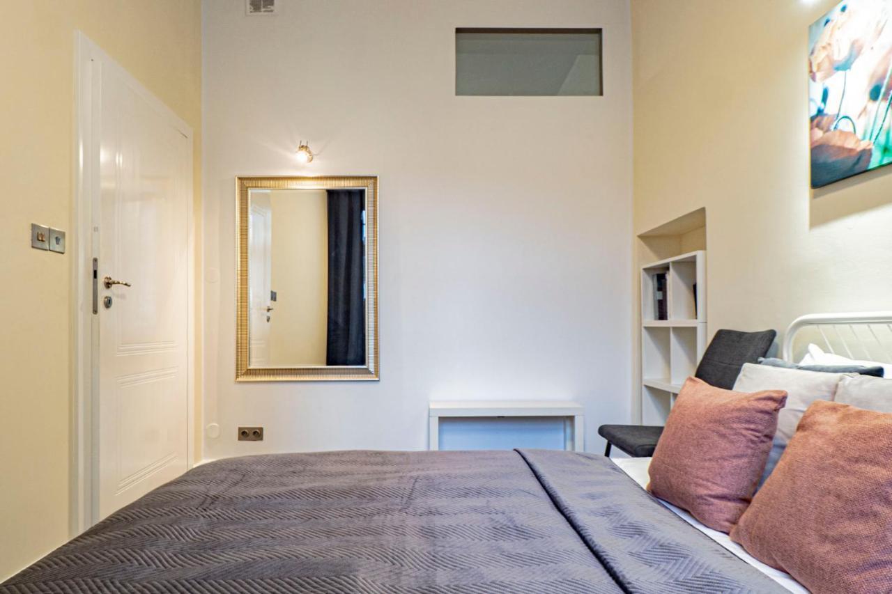 Heart Of Wroclaw - Spacious 3Rooms 75M2 As Home Apartamenty R243 Luaran gambar